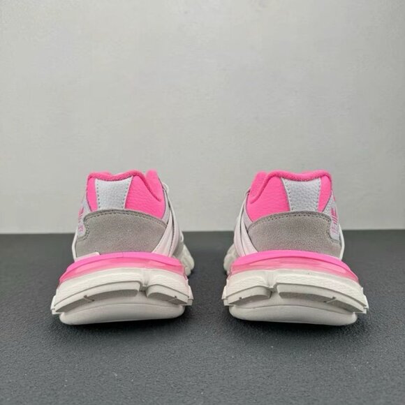 BALENCIAGA x Adidas Forum Pink low-top sneakers US 8 - Picture 2 of 8